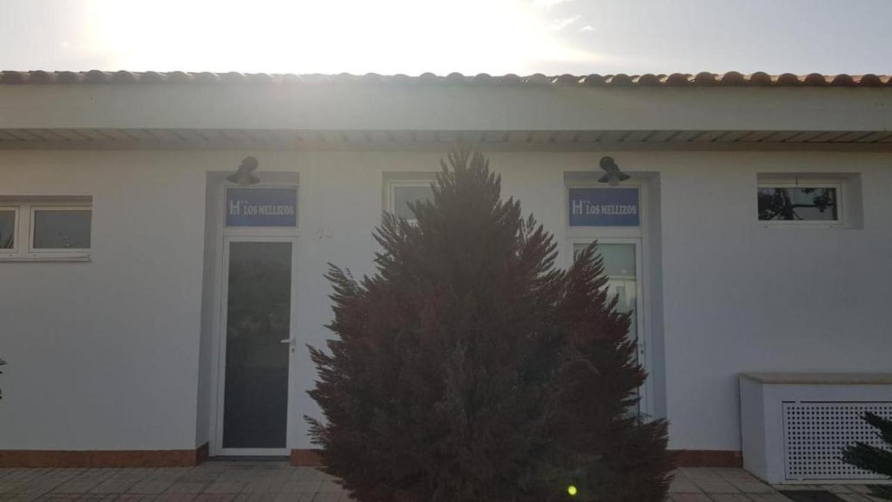 Hostal Ayamonte Los Mellizos Exterior photo